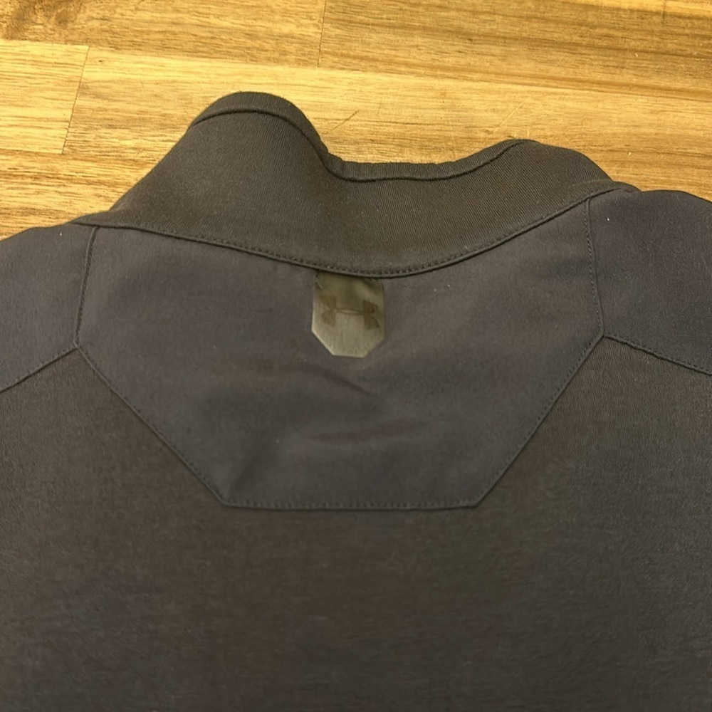UNDER ARMOUR sweatshirt - Picture 8 of 8